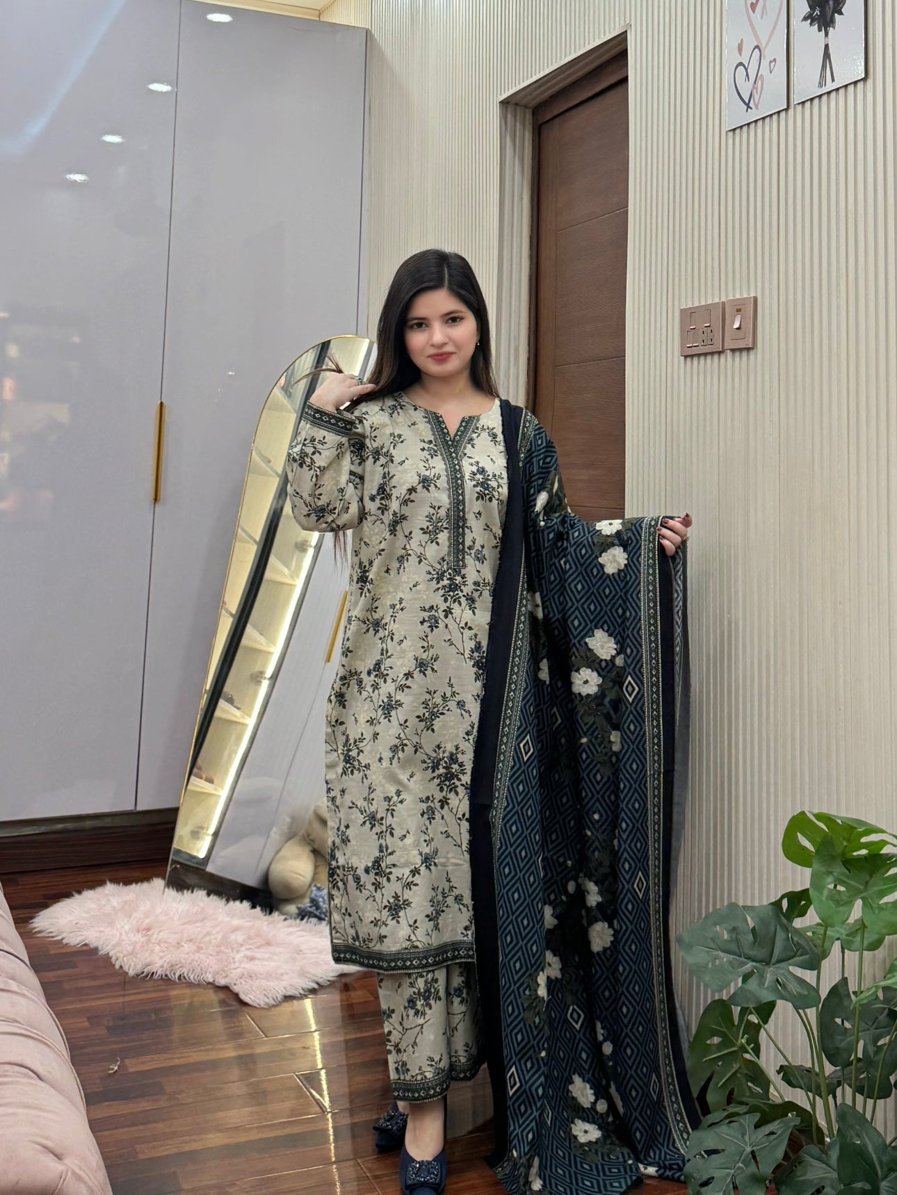 Bin Saeed Khaddar With Shawl 3-piece 03