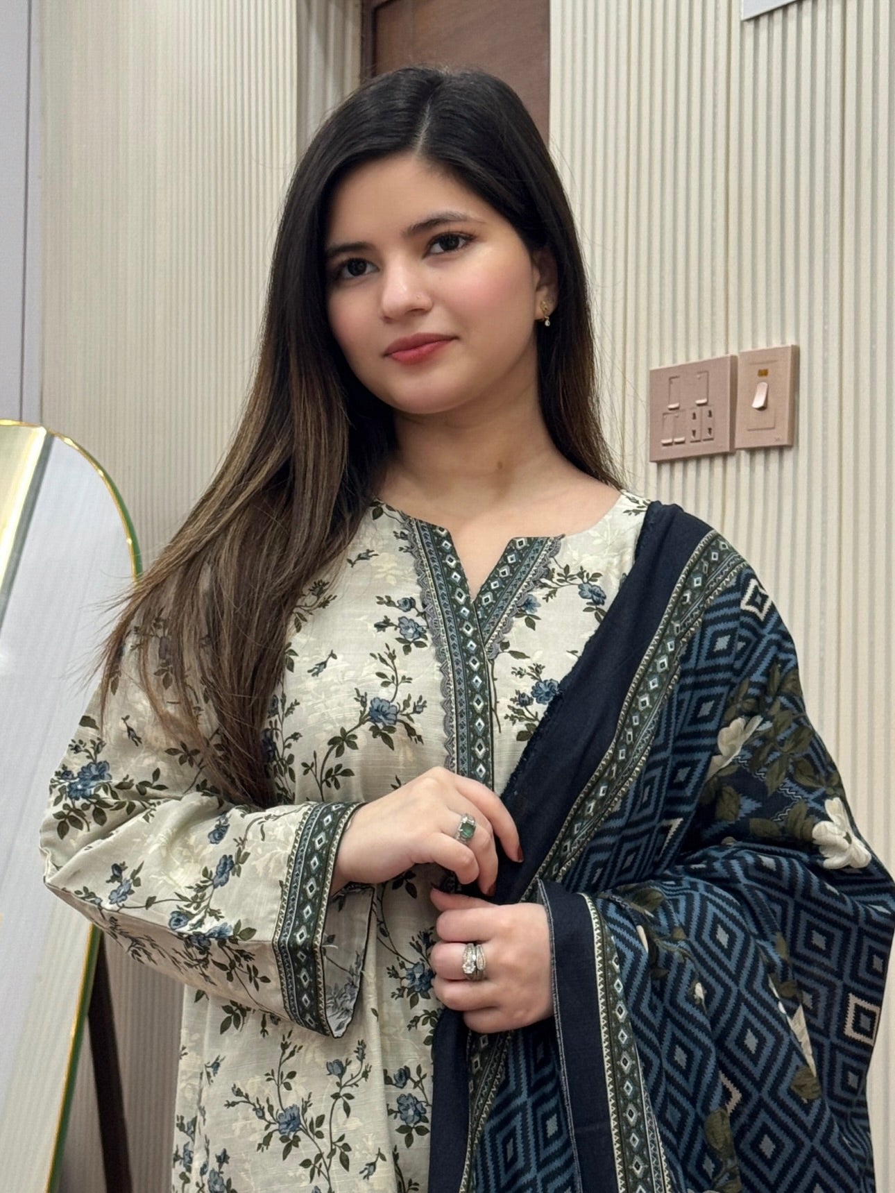 Bin Saeed Khaddar With Shawl 3-piece 03