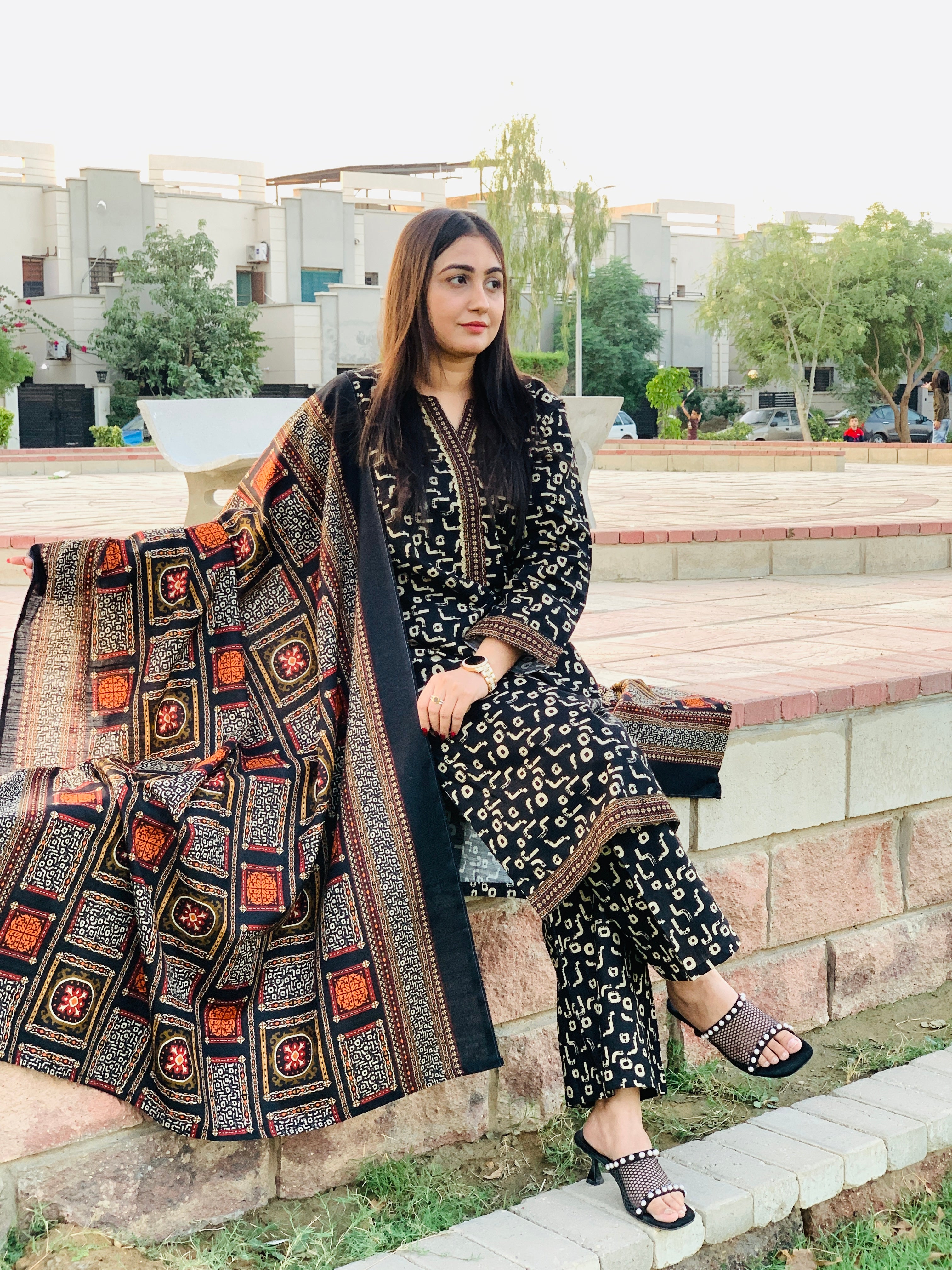 Bin Saeed Khaddar With Shawl 3-piece 07