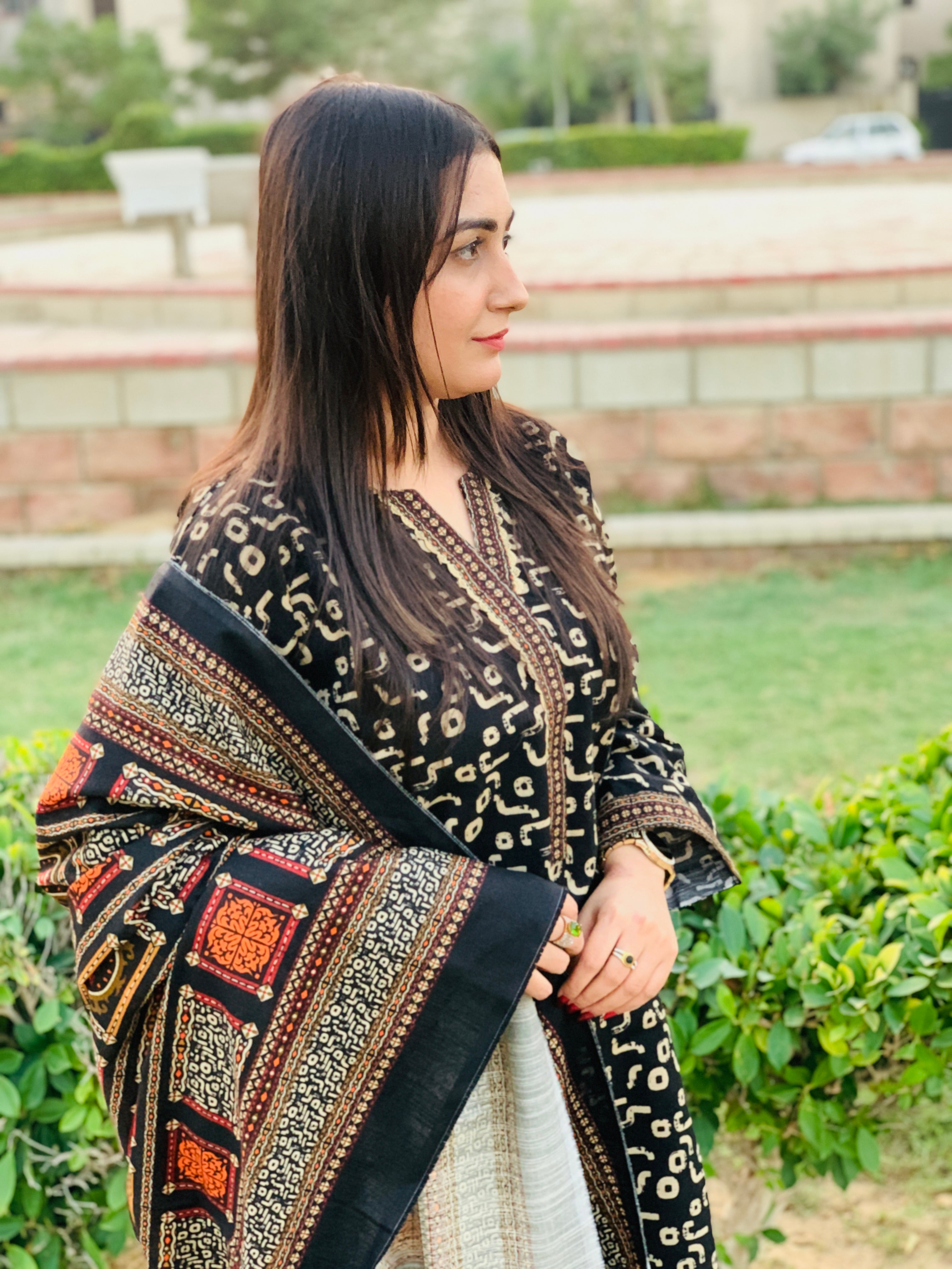 Bin Saeed Khaddar With Shawl 3-piece 07