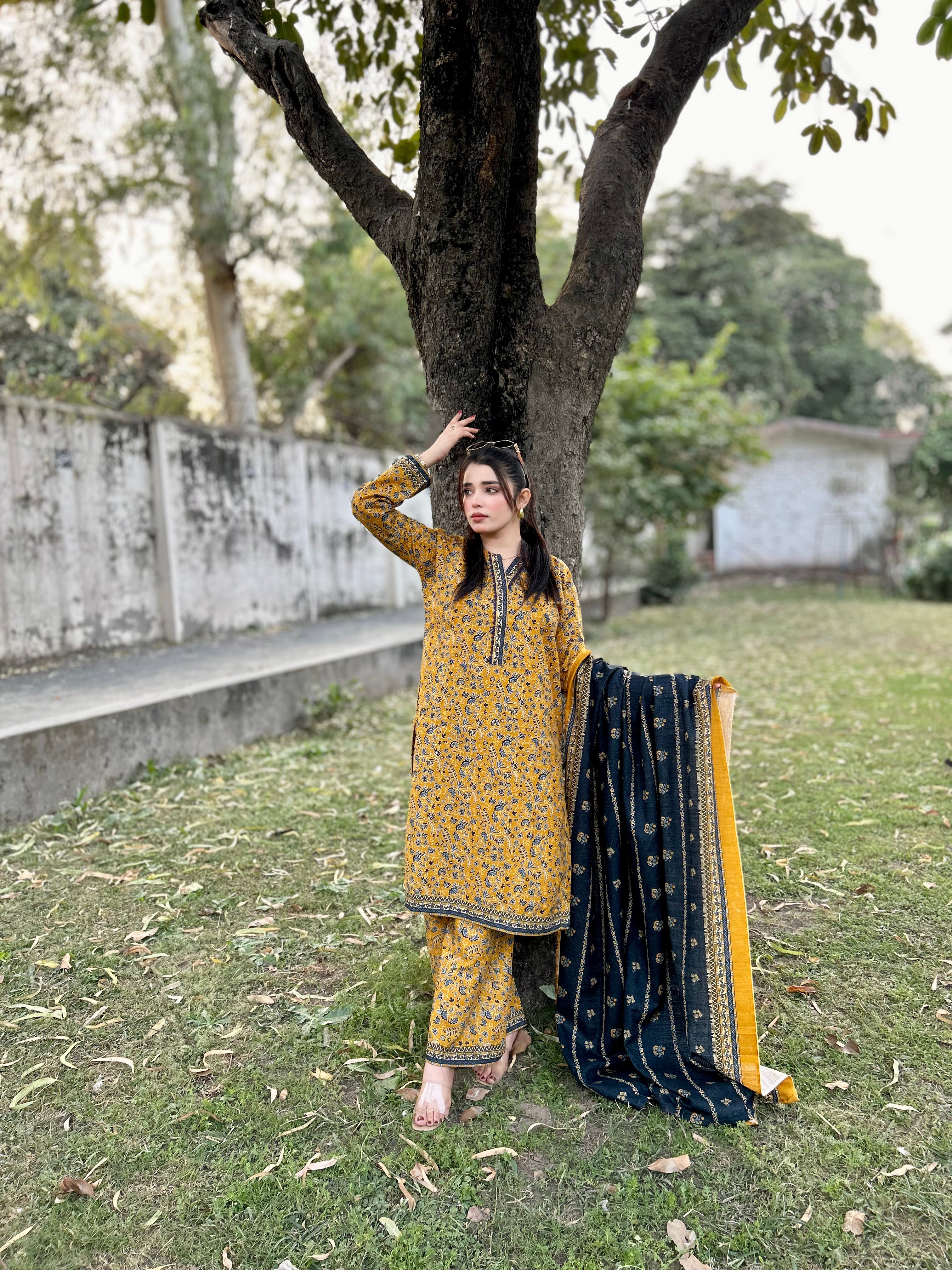 Bin Saeed Khaddar With Shawl 3-piece 01