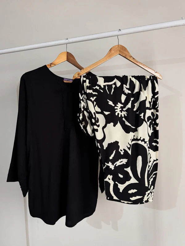 BLACK/WHITE SET ( FARSHI SHALWAR )