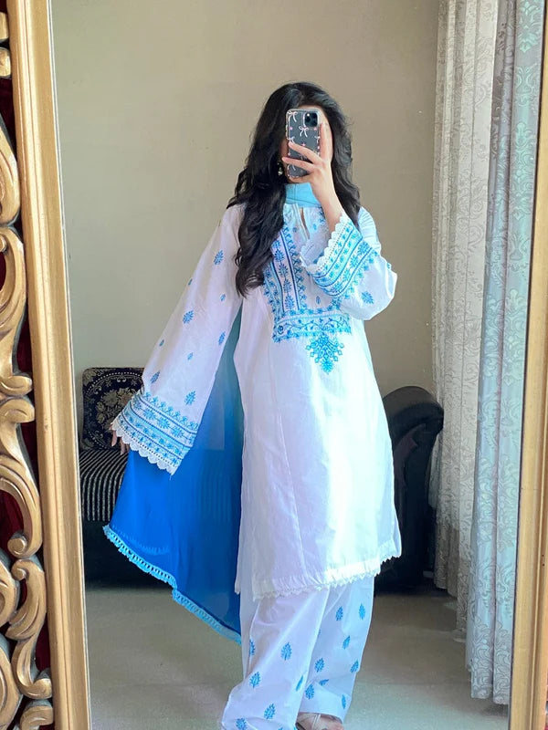WHITE/BLUE LAWN 3PC ( FARSHI SHALWAR)