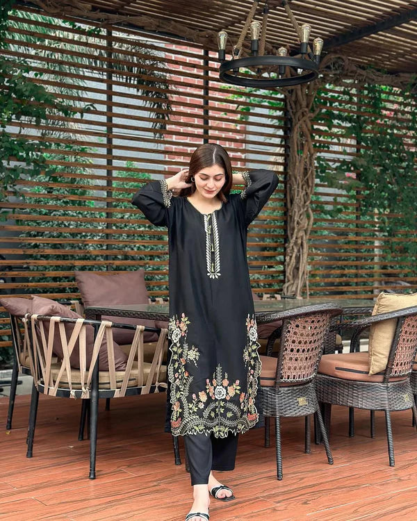 LIA LAWN EMB CUTWORK 2PC